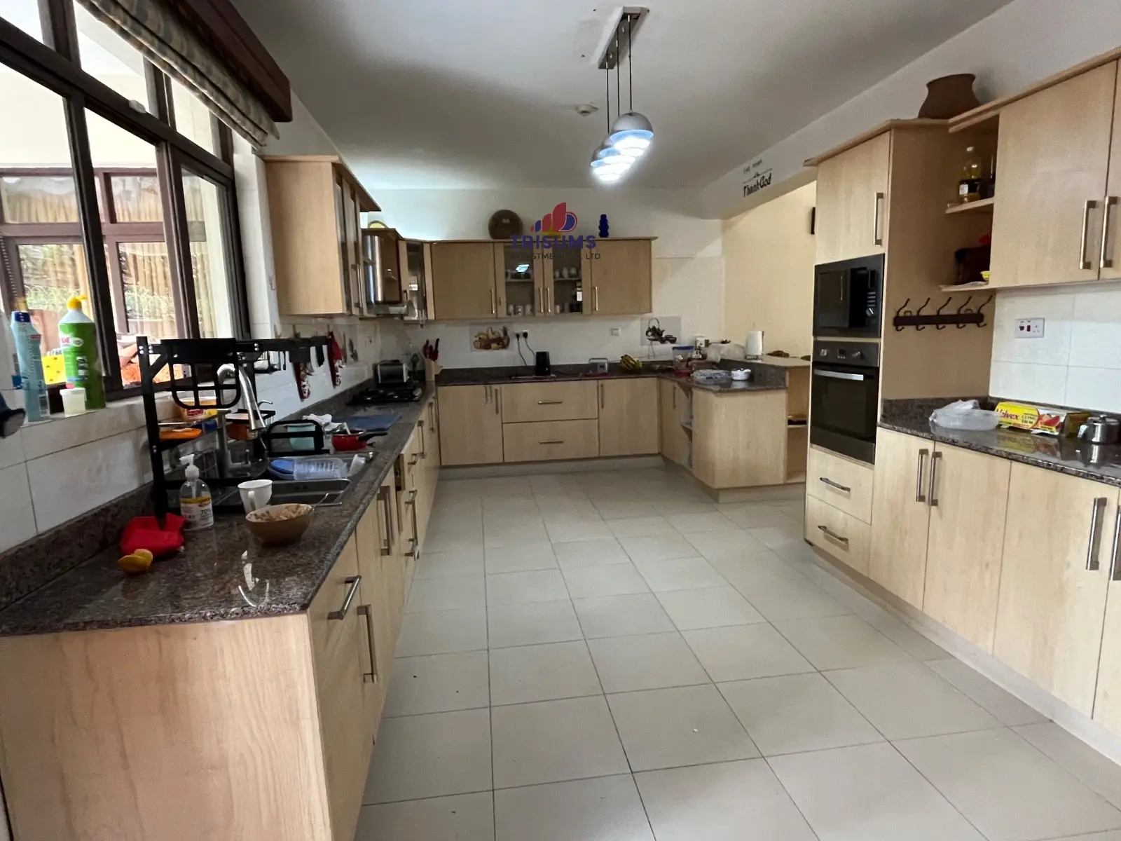 5 Bedroom All En-suite Townhouse For Sale in Lavington